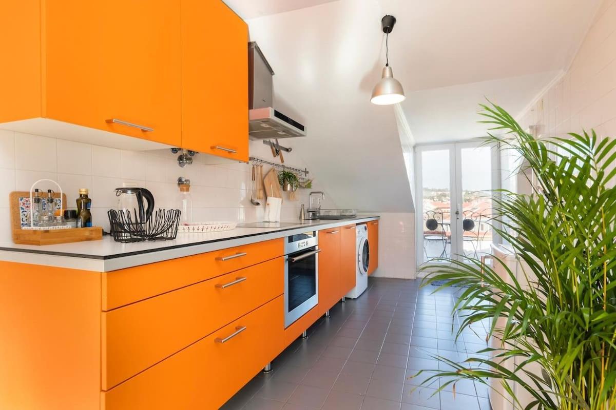 Terrace & River View Retreat Appartement